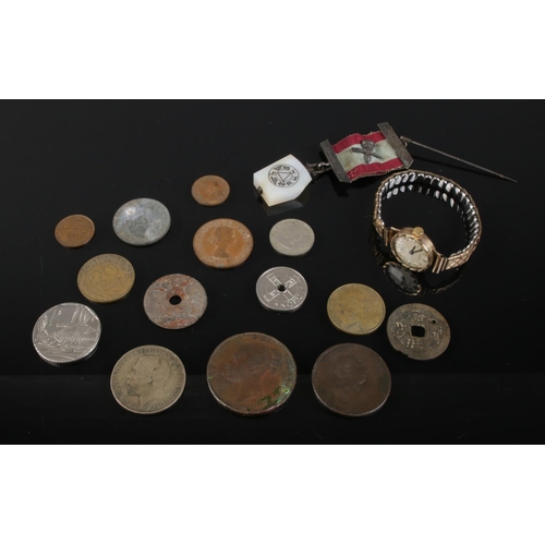 475 - A small selection of coins including a 1799 George III penny, 1853 Victoria penny, 1921 George V Flo... 