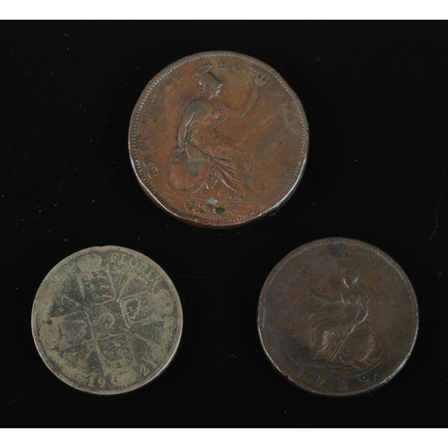 475 - A small selection of coins including a 1799 George III penny, 1853 Victoria penny, 1921 George V Flo... 