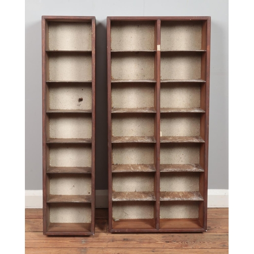 499 - Two wooden shelved storage units. Height: 99cm, Width: 23cm/46cm, Depth: 15cm.