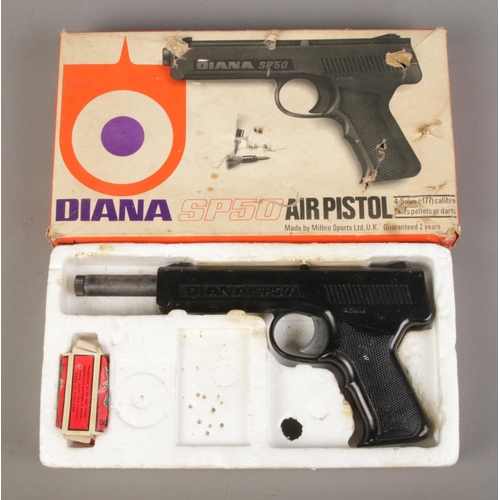 124 - A Diana SP50 .177cal air pistol, in box. CANNOT POST OVERSEAS.