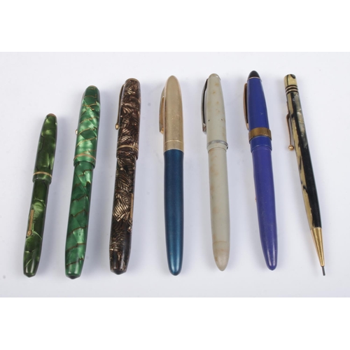 51 - A collection of vintage fountain pens and propelling pencils. To include Conway Stewart '85', '28' a... 