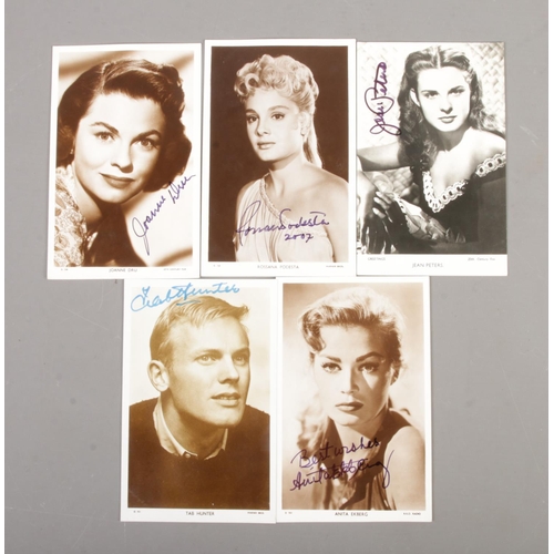 134 - A collection of singed monochrome photocards, mostly Picturegoer Series Postcards, to include Jean P... 