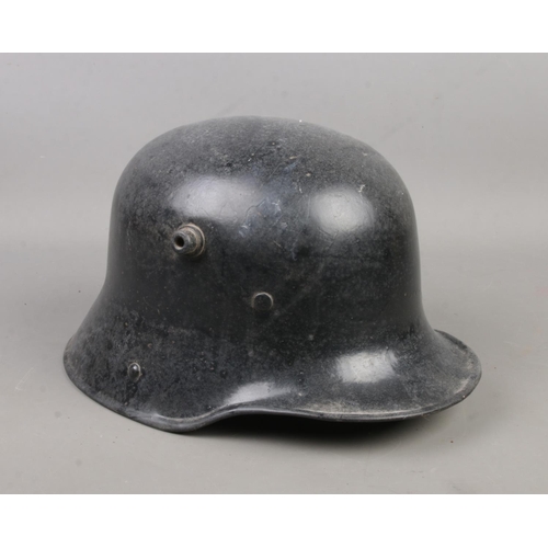 150 - A World War One German M16 Stahlhelm/steel helmet.