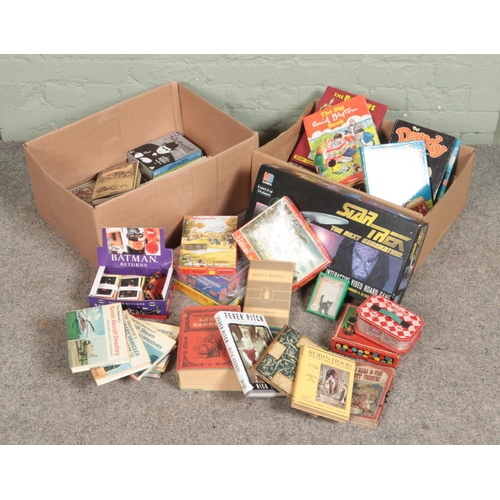 198 - A collection of vintage games, books and other collectables including vintage puzzles, dominoes, tid... 