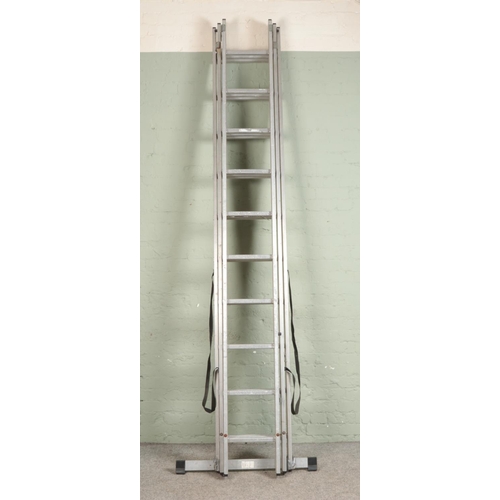 330 - A professional 3 section combination ladder.

Hx310cm (when collapsed)