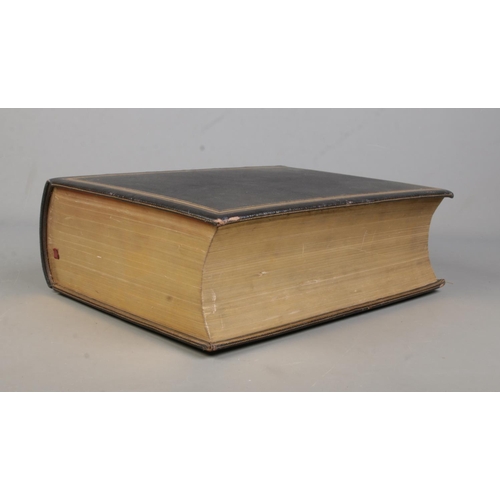 53 - A very large format Family Bible; Commentary on the Old Testament, by The Rev. Robert Jamieson. Publ... 