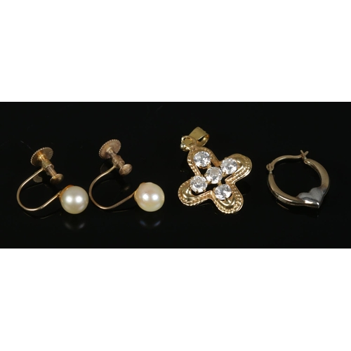 434 - A collection of Gold oddments, to include a pair of pearl mounted screw back earrings, and cross pen... 