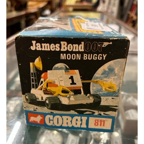 486 - A boxed Corgi 811 diecast model: James Bond 007 'Diamonds are Forever' Moon Buggy with seated James ... 