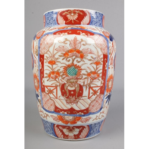 364 - A Japanese Meiji period imari floral design vase.

Hx25cm