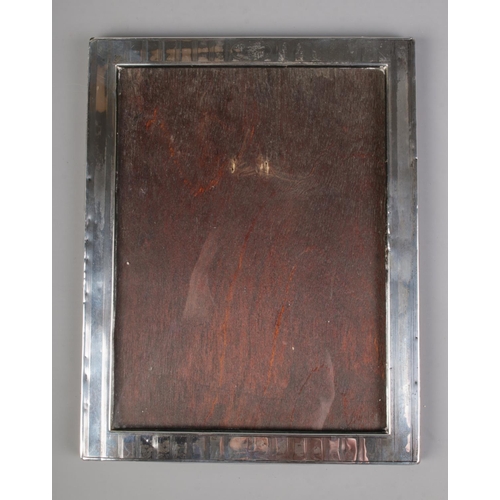 581 - A silver mounted picture frame

24cmx19cm