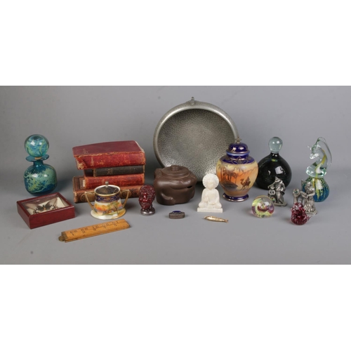 98 - A quantity of collectables, to include Mdina paperweights, Noritake ceramics, Holy Bible, Chinese cl... 