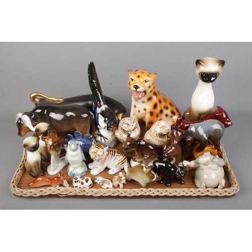 20 - A tray of ceramic animals including examples by Nao, Park Rose and Lomonosov