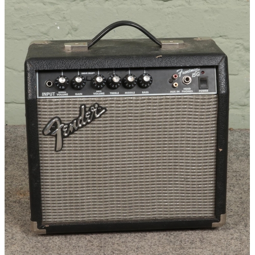 286 - A Fender Frontman 15g amplifier.