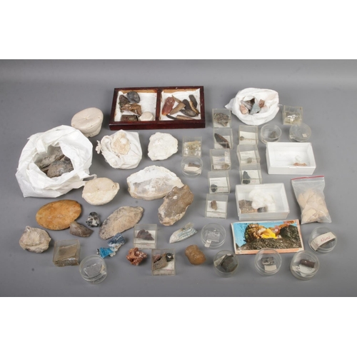 174 - A good collection of geological/mineral specimens to include Corundum Gravel, Beryl, Apatite, Magnet... 