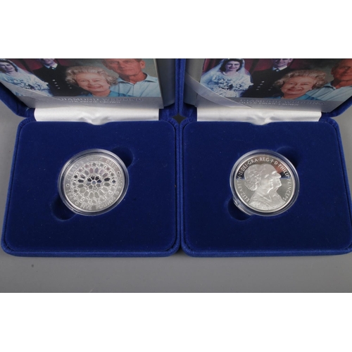 424 - The Royal Mint; Two boxed 2007 Diamond Wedding silver proof crowns. Limited Edition of 35,000, both ... 