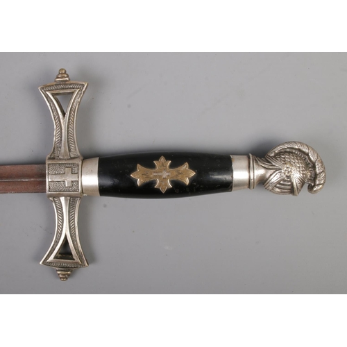 425 - A vintage Masonic Knights Templar dagger bearing crucifix to cross guard and hilt along with knights... 