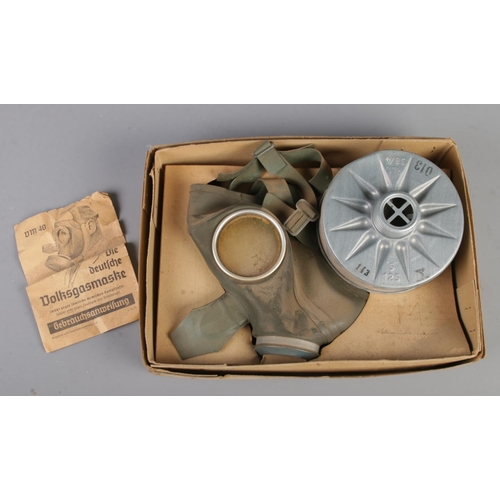 456 - A German WWII civilian gas mask in box