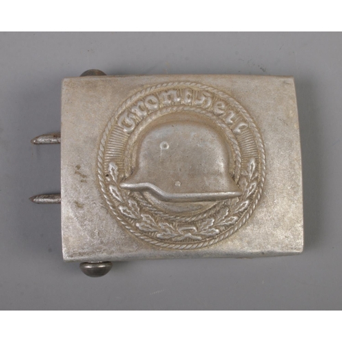 479 - German post First World War ' War Veteran Association ' Front Heil belt buckle. RZM M34/2 stamped to... 