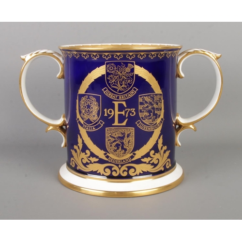 96 - A limited edition Spode loving cup, produced to commemorate the enlargement of the European Communit... 