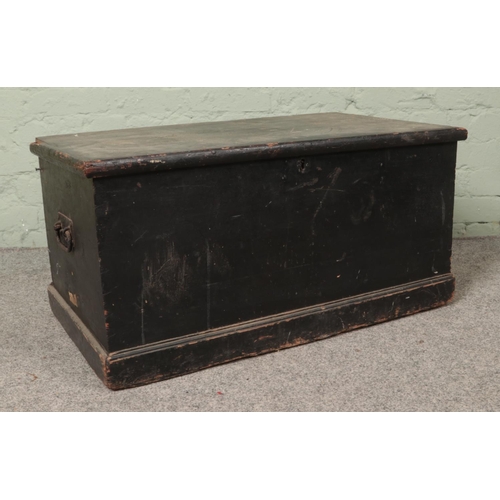 500 - A 19th century painted pine twin handled blanket box. Approx. dimensions 82cm x 47cm x 41cm.