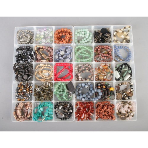 41 - Two trays of good quality gemstone costume jewellery including labradorite, turquoise, jadeite, blue... 