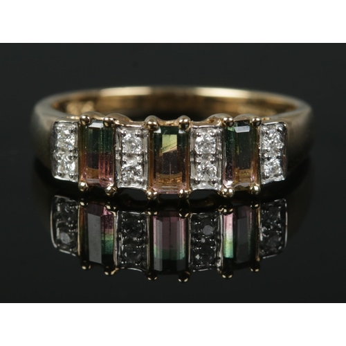 342 - A 9ct Gold ring, set with 'watermelon' bi-coloured tourmaline stones between rows of two diamonds. S... 