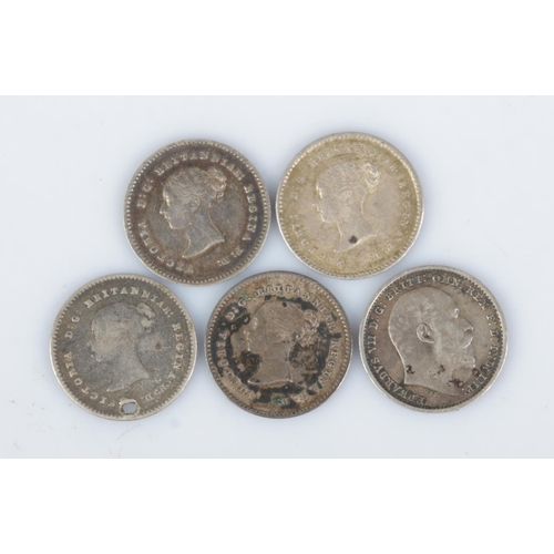 419 - Five silver two pence. Includes Victoria 1838 (3), 1848 and Edward VII 1907.