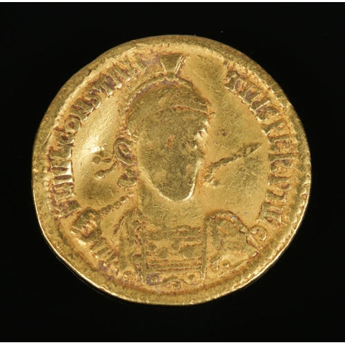 494 - A Byzantine Constantius II gold solidus, Nicomedia mint, circa 351-355. 4.25g.