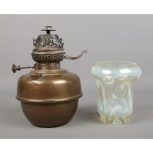 90 - A Veritas oil lamp with vaseline glass shade. Largest opening on shade 9cm.