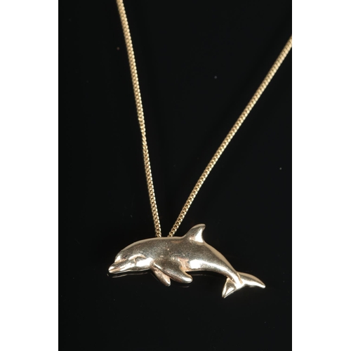 639 - A 14ct gold dolphin pendant on an 18ct gold chain 

4.24g total weight.
46cm unclasped