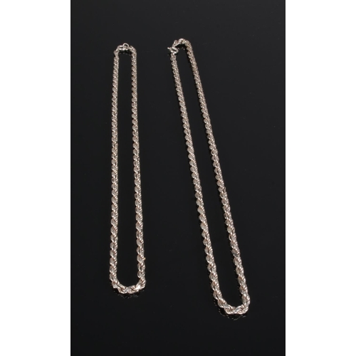 652 - Two silver chain necklaces 

45.79g