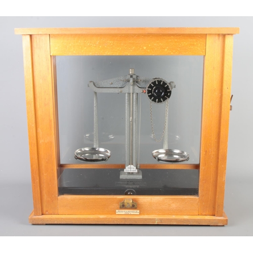 15 - A set of Griffin & George balance scales, in Reynolds & Branson case.