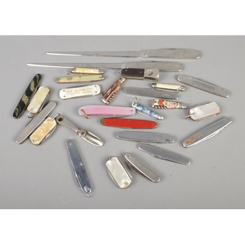 234 - A collection of assorted penknives and letter openers to include Richards, L. Himsworth and John Wat... 