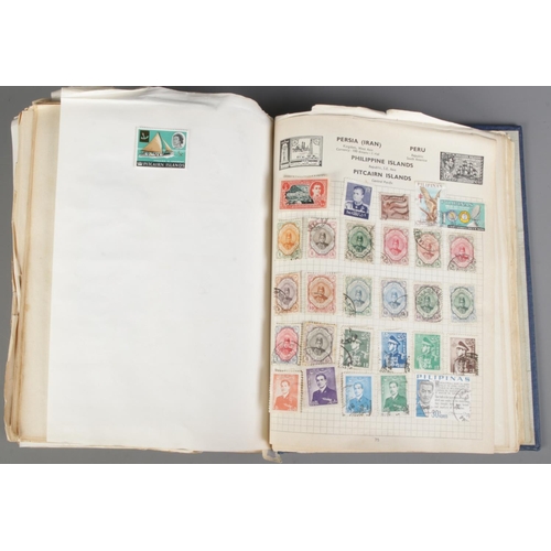 124 - An album containing a good collection world stamps to include Great Britain, Italy, China, Canada, e... 