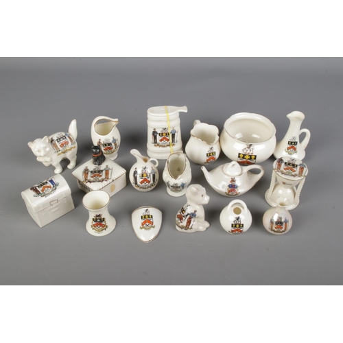 167 - A large mixed collection of vintage Crested Ware, various large and small items including teapots, j... 