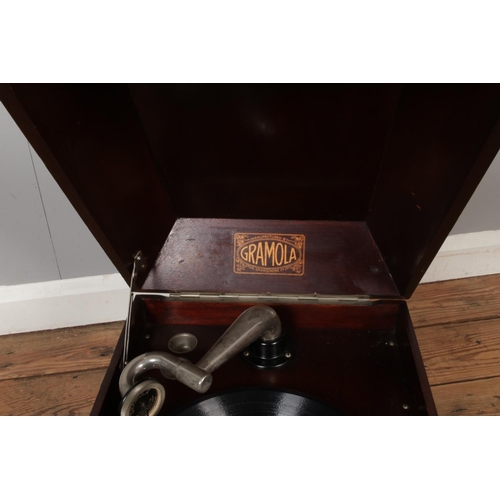 270 - Gramola Table Top Gramophone (length 48cm, width 40cm, height 33cm)