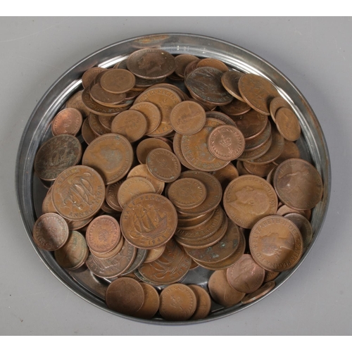 144 - Bulk collection of British Half Penny Coins, between 1861 and 1967 (140+ coins about 0.47kg)