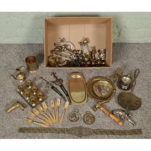 183 - One box of Metalwares, including decoration daggers, belt, forks, hammer, plates and cups etc.