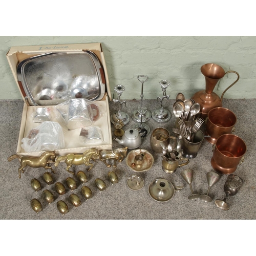 184 - Mixed collection of Metalwares, including horses and barrels, silver plated cutlery, copper jugs, ca... 