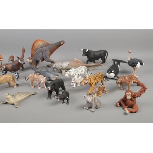 226 - A good collection of Schleich toy animals and dinosaurs, including large examples.