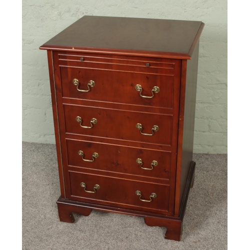 428 - Edwardian-style record player cabinet featuring a hinged top that lifts for easy access.