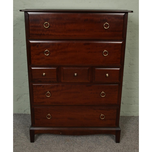 436 - A Stag Minstrel chest of drawers
Hx113cm
Wx82cm
Dx47cm