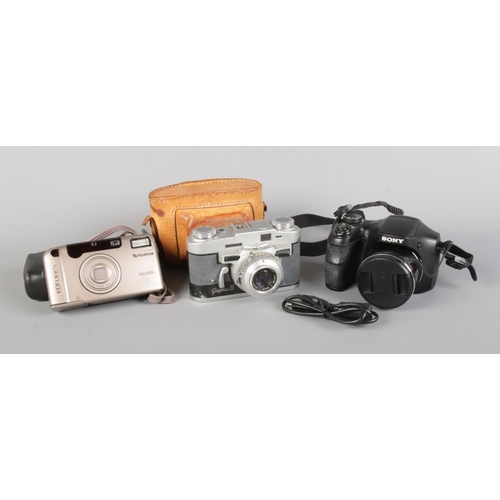 12 - Graflex Graphic-35 35mm Rangefinder Camera, Sony DSC H200 and Fujifilm Fotonex 250 Digital Camera, u... 