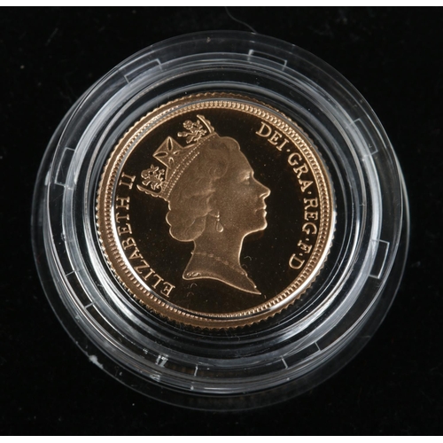 430 - The Royal Mint: An Elizabeth II half sovereign, dated 1991, in case with certificate No. 3552. 4.01g