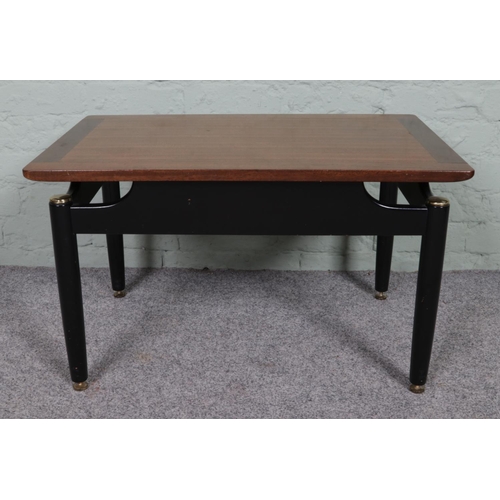 530 - A G Plan E Gomme teak and ebonised coffee table.

Hx44cm
Wx74cm
Dx48cm