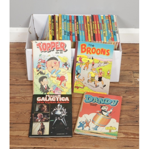 294 - A box of vintage annuals, to include Broons, Topper, Dandy, Beano, Beezer and Mission Galactica Annu... 