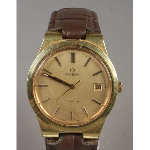 462 - A gents Omega Geneve manual wristwatch. With centre seconds, baton markers and date display.