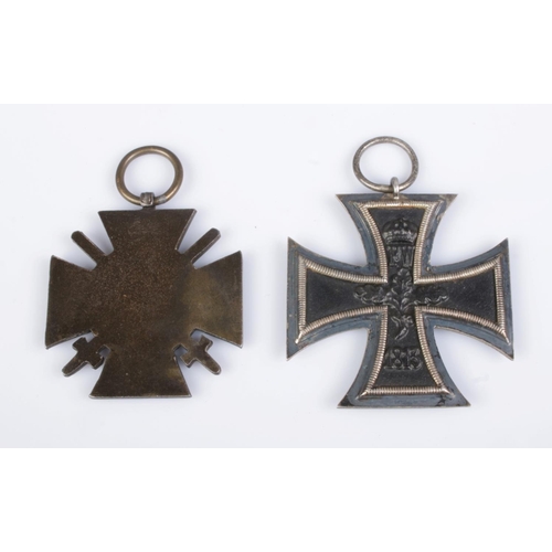 521 - A WW1 German Iron Cross medal group collection, including a 1914 Iron Cross EKII, The Honour Cross 1... 