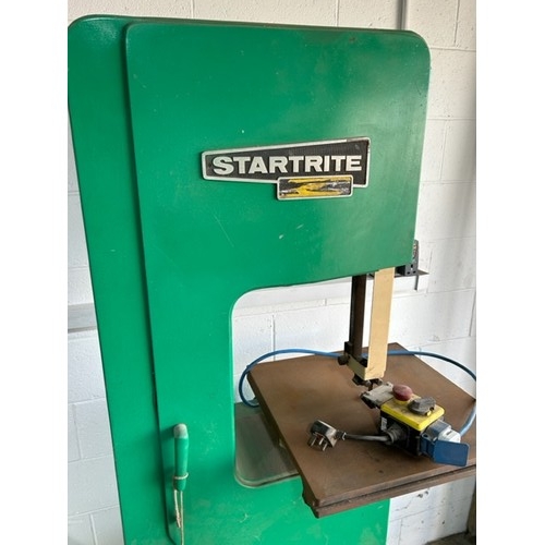 352 - A Startrite bandsaw.