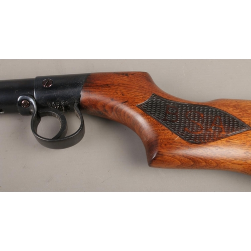 23 - A 1930's BSA Breakdown Pattern .177 calibre underlever air rifle with chequered grip. Serial Number ... 